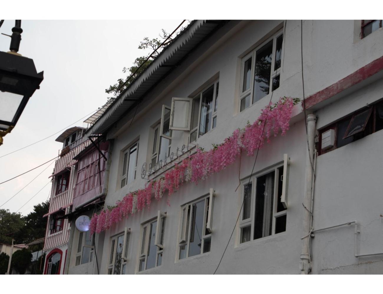 Hotel Dom'S At Mall Road, Mussoorie Exterior foto